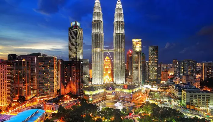 تفریحات شبانه کوالالامپور